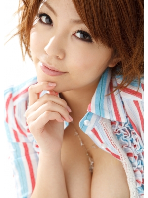 青木莉子格子衫写真种子
