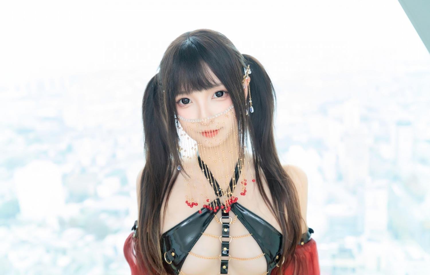 ��Ů����������Ļһ��������ӽ��