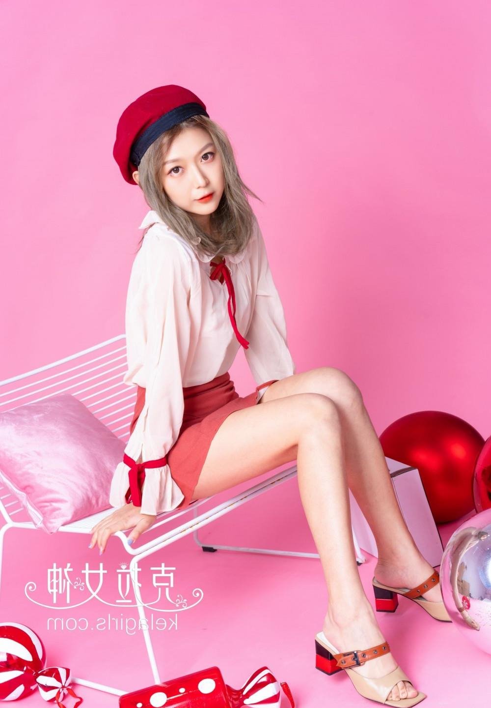 ���� �첥