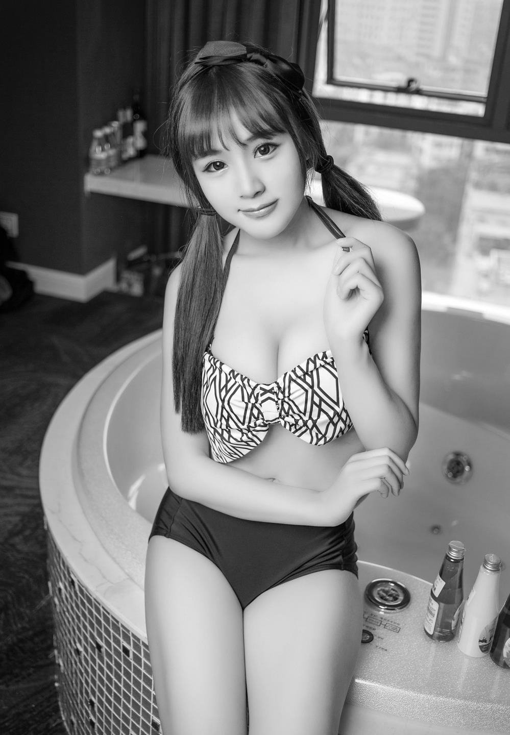 �����˳���ǿ��QIN��Ů��