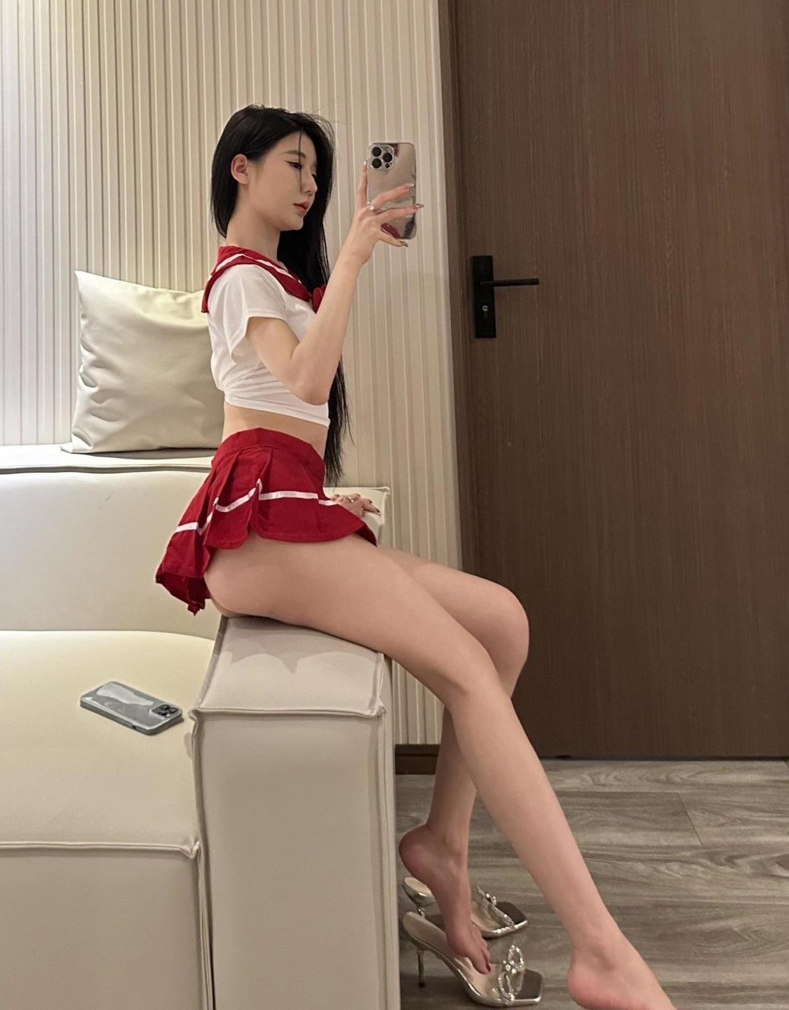 美国女子监狱全集