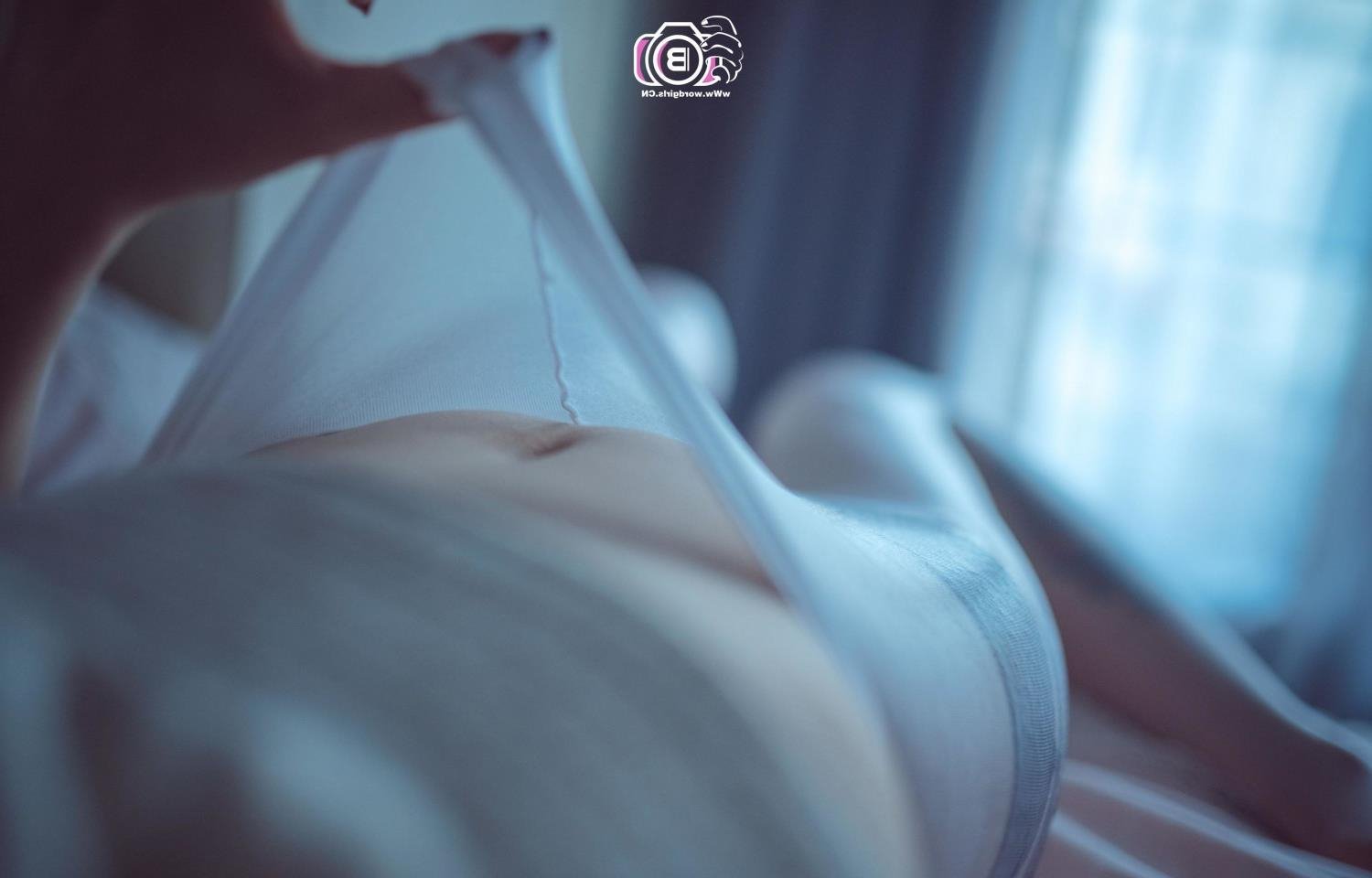 ɫ���Ӱ����