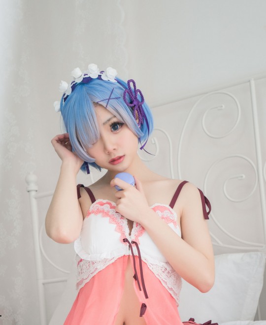 ��ɫ�ֿ�Ѹ������