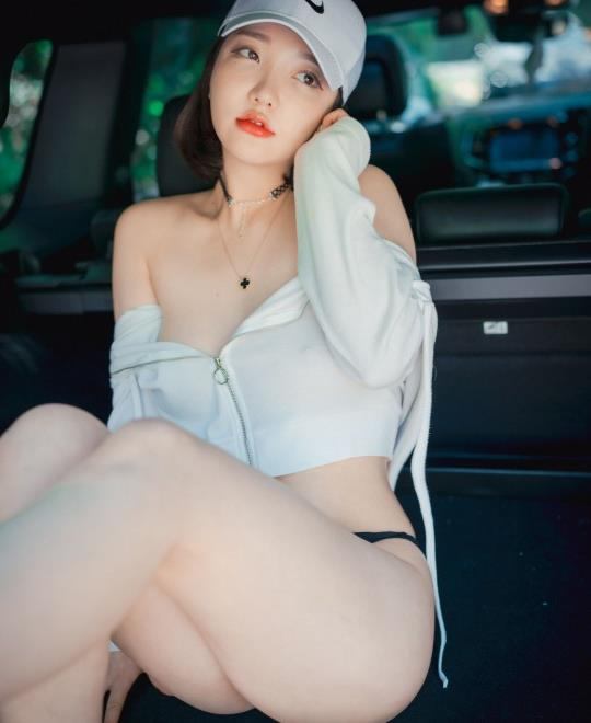 巹����